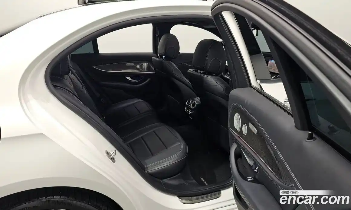 Mercedes-Benz E-Class 2020 2.0 Автомат в Москве № 161541, фото 11