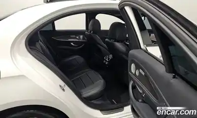 Mercedes-Benz E-Class 2020 2.0 Автомат в Москве № 161541, миниатюра 11