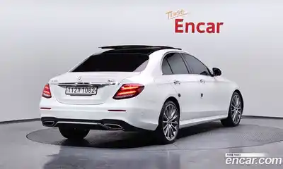 Mercedes-Benz E-Class 2020 2.0 Автомат в Москве № 161541, миниатюра 2