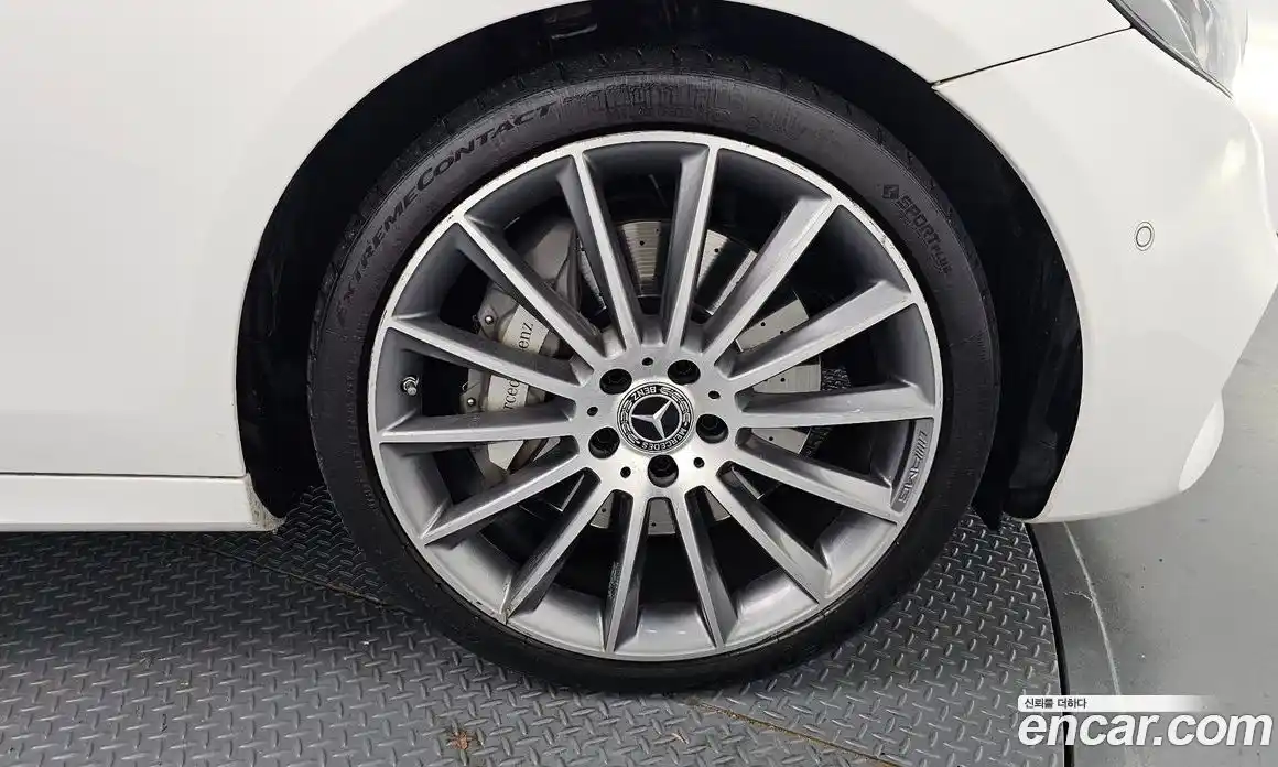 Mercedes-Benz E-Class 2020 2.0 Автомат в Москве № 161541, фото 5