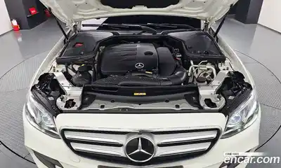 Mercedes-Benz E-Class 2020 2.0 Автомат в Москве № 161541, миниатюра 6