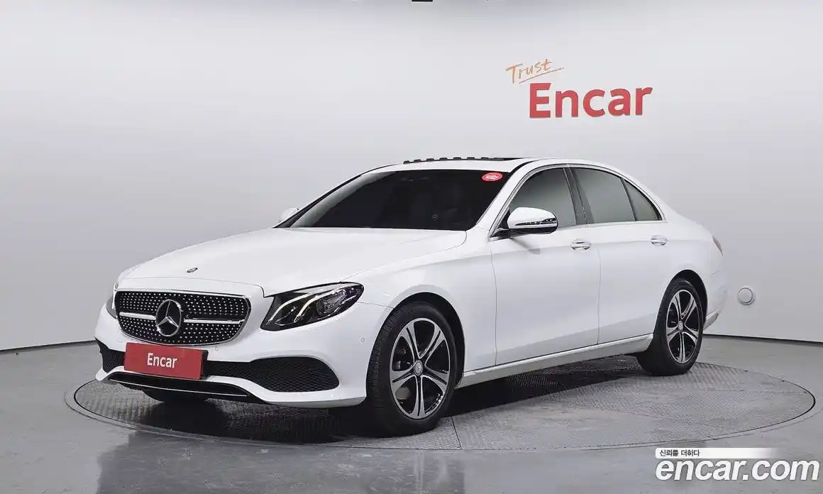 Mercedes-Benz E-Class 2017 2.0 Автомат в Москве № 161665, фото 7