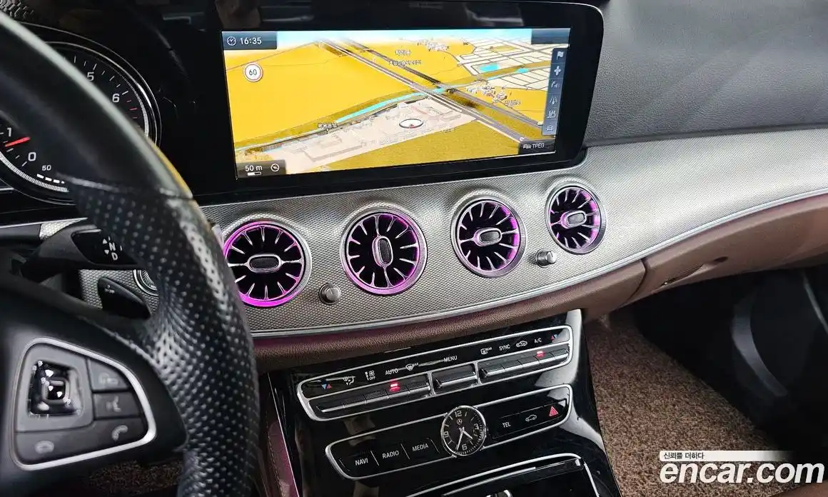 Mercedes-Benz E-Class 2017 2.0 Автомат в Москве № 161665, фото 10