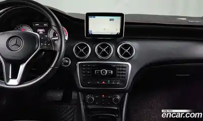 Mercedes-Benz A-Class 2014 1.8 Автомат в Москве № 161730, миниатюра 6