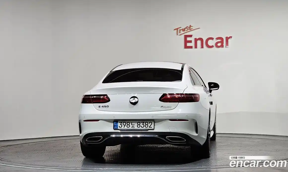 Mercedes-Benz E-Class 2021 3.0 Автомат в Москве № 162036, фото 4