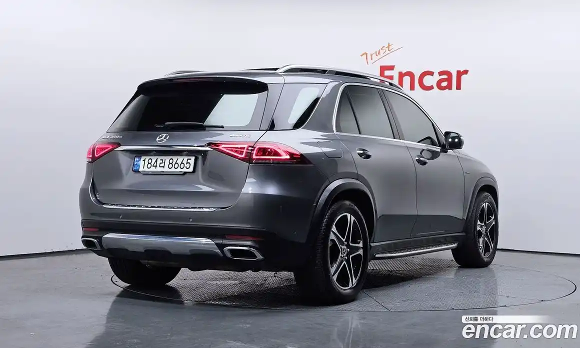 Mercedes-Benz GLE-Class 2021 2.0 Автомат в Москве № 162114, фото 19