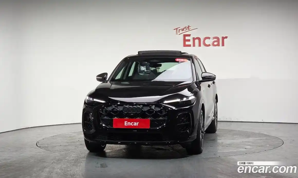 Audi Q5 2025 2.0 Автомат в Москве № 162233, фото 14