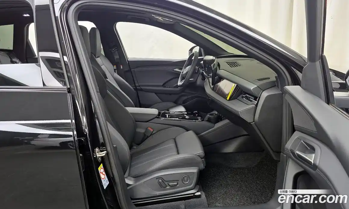 Audi Q6 e-tron 2025 0.2 Автомат в Москве № 162245, фото 11