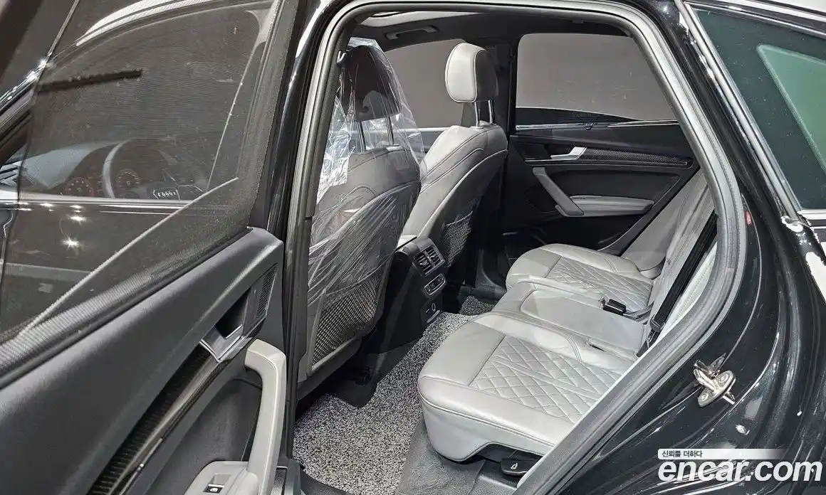 Audi SQ5 2022 3.0 Автомат в Москве № 163581, фото 13