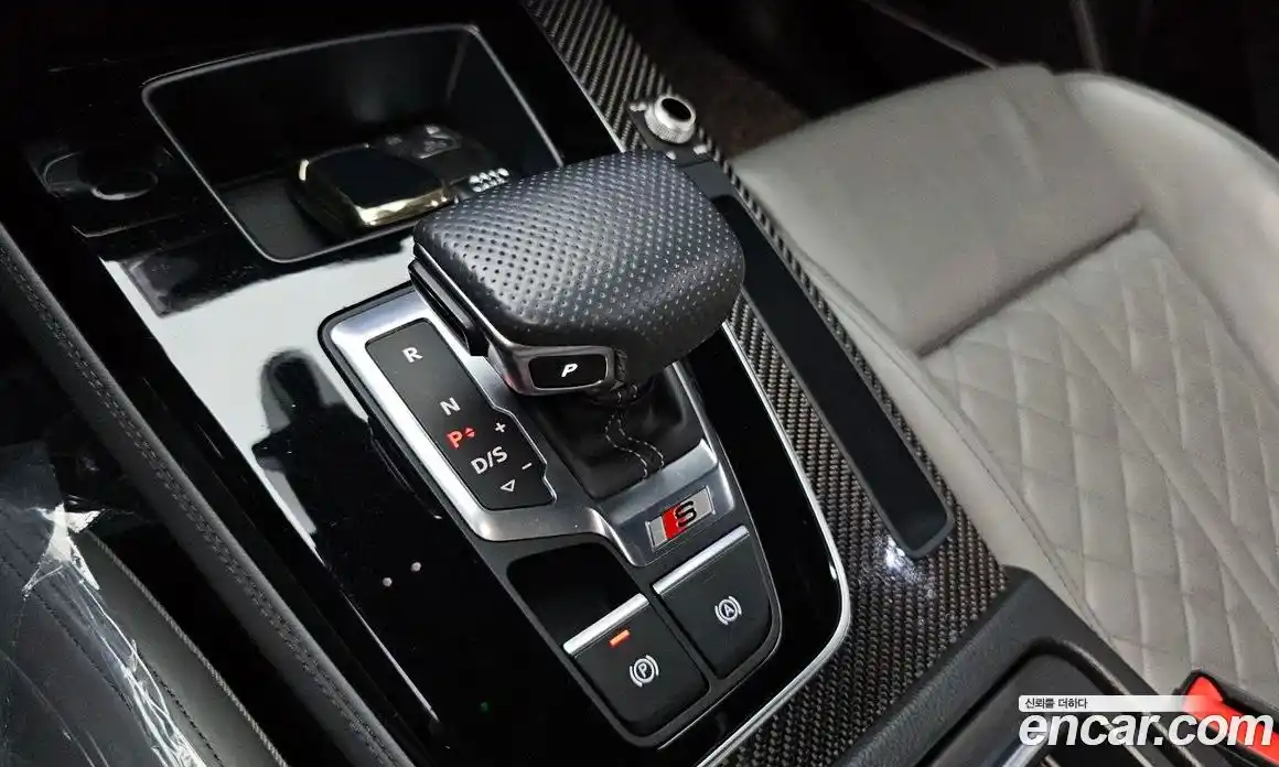 Audi SQ5 2022 3.0 Автомат в Москве № 163581, фото 18