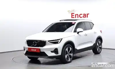Volvo XC40, 2024