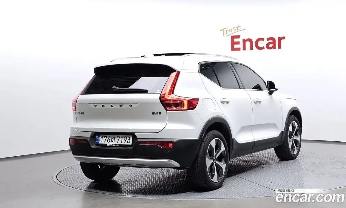 Volvo XC40 2024 2.0 Автомат в Москве № 164183, фото 11