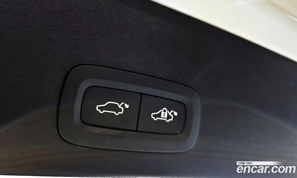 Volvo XC40 2024 2.0 Автомат в Москве № 164183, фото 7