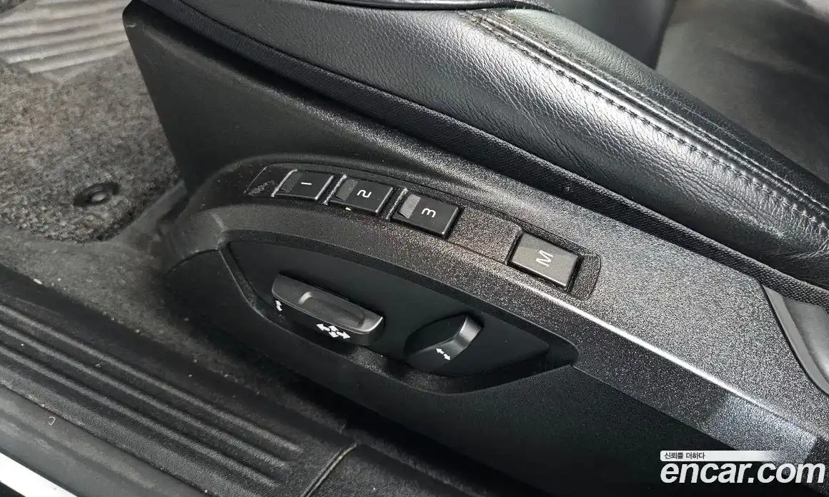 Volvo V40 2018 2.0 Автомат в Москве № 164674, фото 17