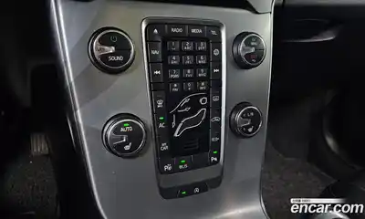 Volvo V40 2018 2.0 Автомат в Москве № 164674, миниатюра 6