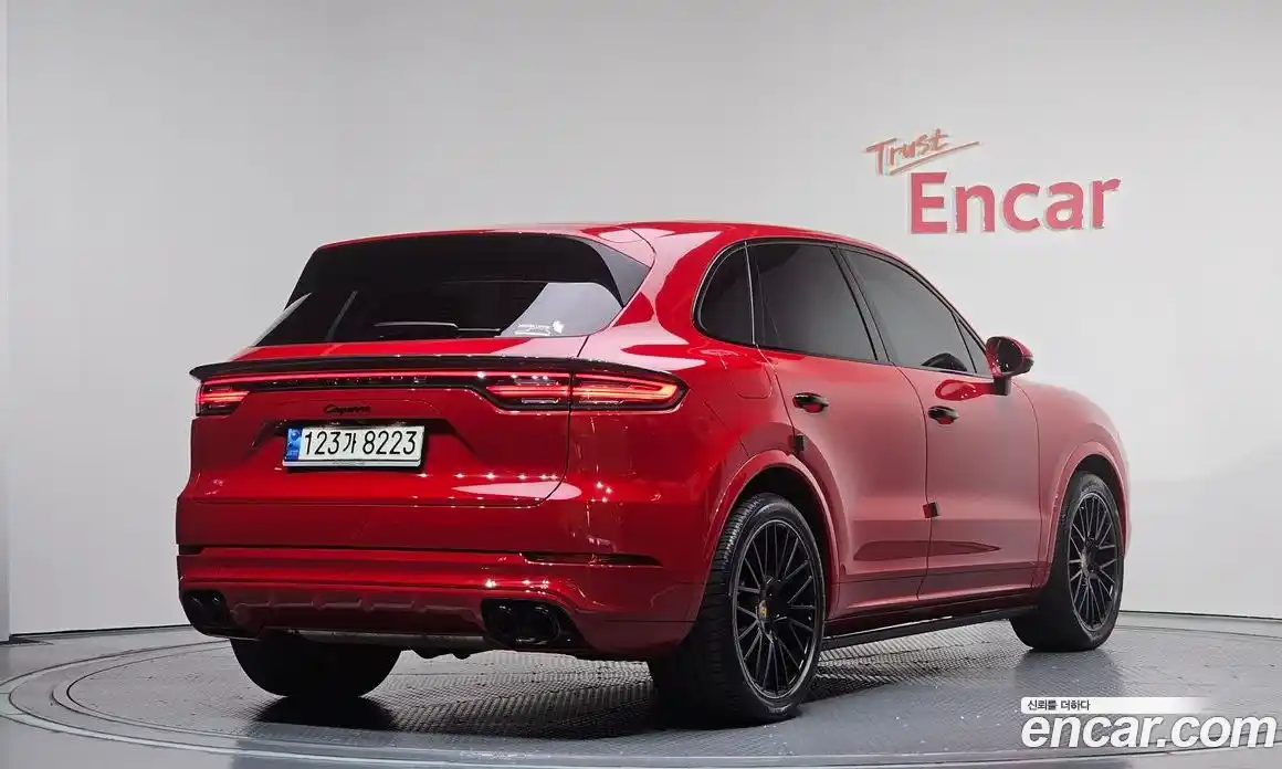 Porsche Cayenne 2021 3.0 Автомат в Москве № 164939, фото 18