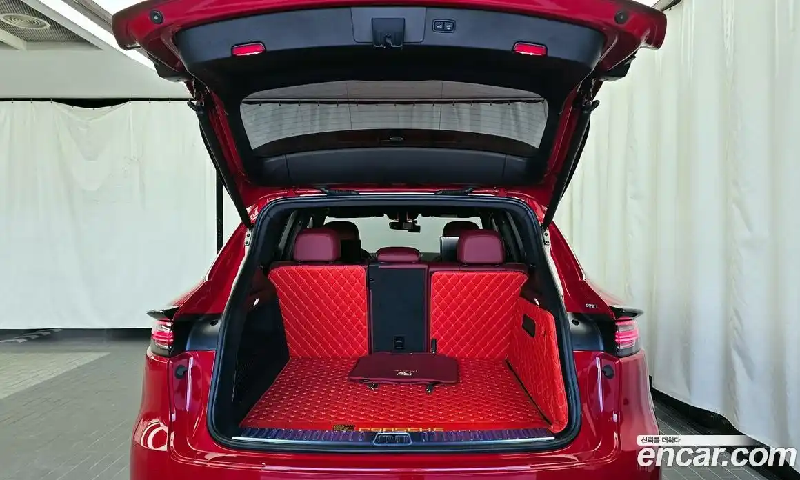 Porsche Cayenne 2021 3.0 Автомат в Москве № 164939, фото 7