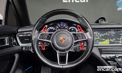 Porsche Panamera, 2018