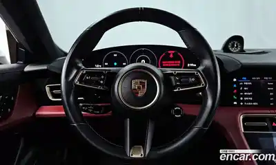 Porsche Taycan 2021 0.1 Автомат в Москве № 165490, миниатюра 8