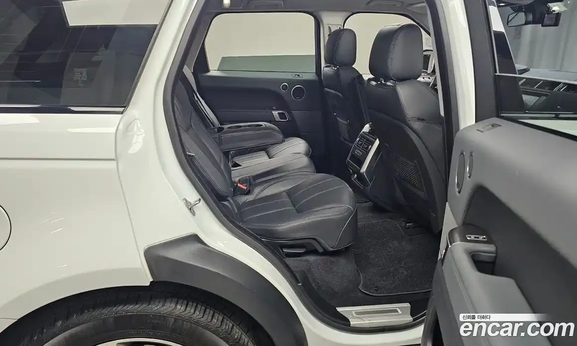 Land Rover Range-Rover Sport 2015 3.0 Автомат в Москве № 166420, фото 19