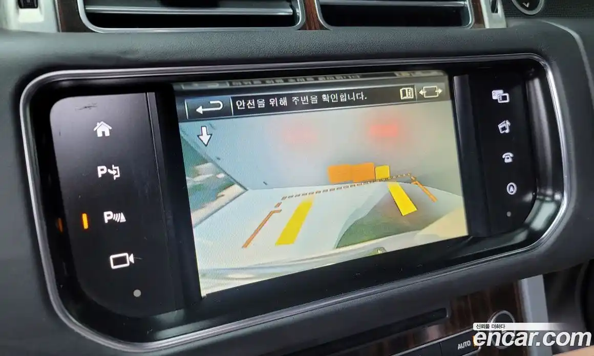 Land Rover Range-Rover 2016 4.4 Автомат в Москве № 166687, фото 17