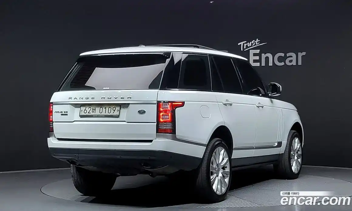 Land Rover Range-Rover 2016 4.4 Автомат в Москве № 166687, фото 3