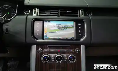 Land Rover Range-Rover 2016 4.4 Автомат в Москве № 166687, миниатюра 9