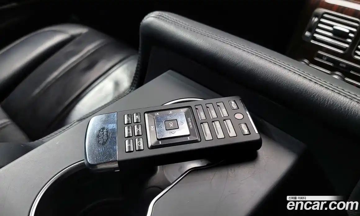 Land Rover Range-Rover 2016 4.4 Автомат в Москве № 166687, фото 10