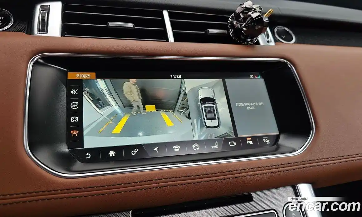 Land Rover Range-Rover Sport 2017 3.0 Автомат в Москве № 166721, фото 1