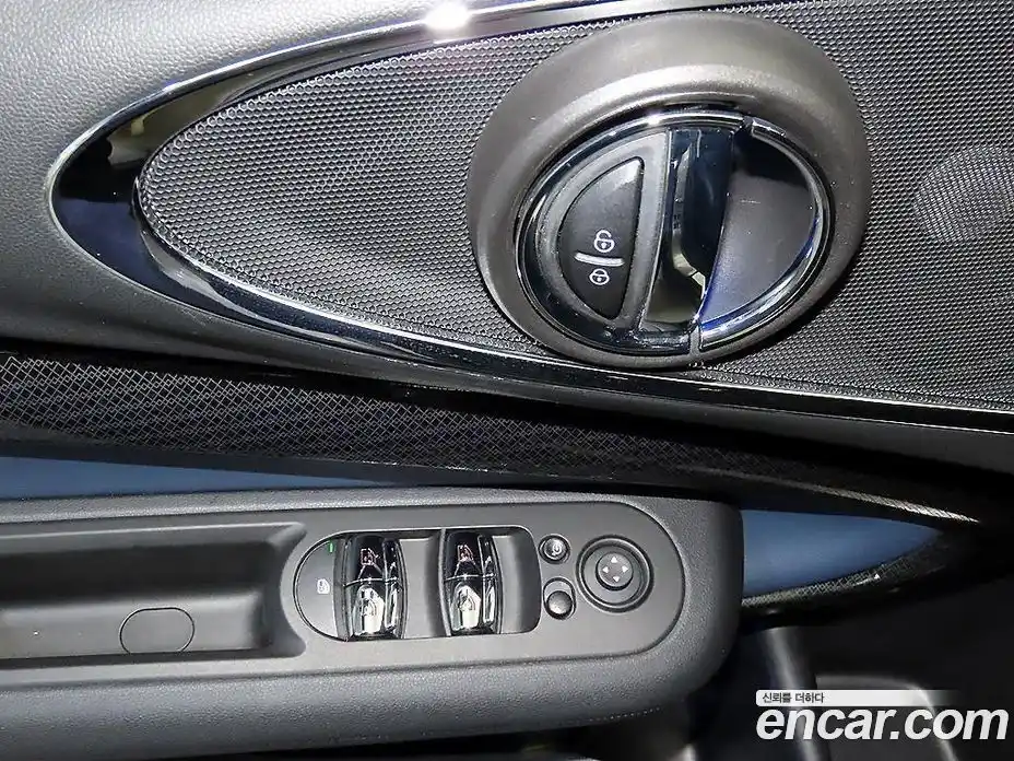 Mini Clubman 2023 2.0 Автомат в Москве № 167456, фото 14