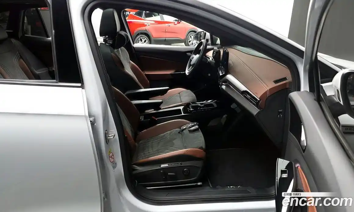 Volkswagen ID.4 2023 0.2 Автомат в Москве № 168469, фото 1