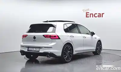 Volkswagen Golf 2024 2.0 Автомат в Москве № 168485, миниатюра 2