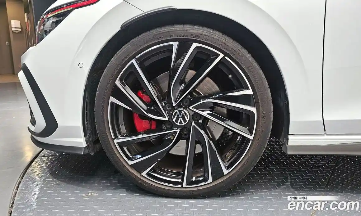 Volkswagen Golf 2024 2.0 Автомат в Москве № 168485, фото 5