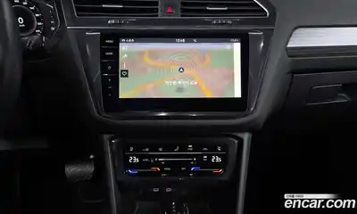 Volkswagen Tiguan 2022 2.0 Автомат в Москве № 168542, миниатюра 10