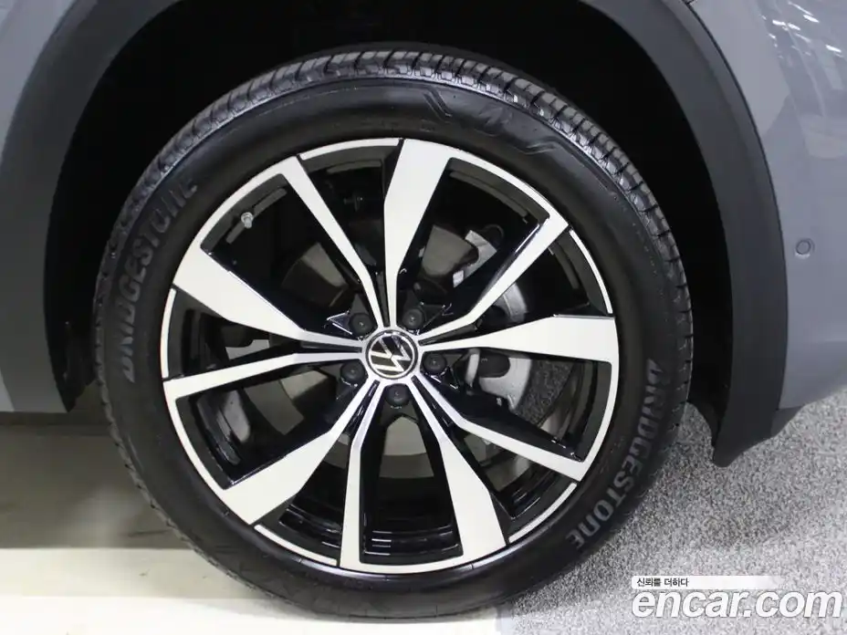 Volkswagen Atlas 2025 2.0 Автомат в Москве № 169125, фото 5