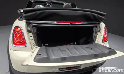 Mini Cooper Convertible, 2012