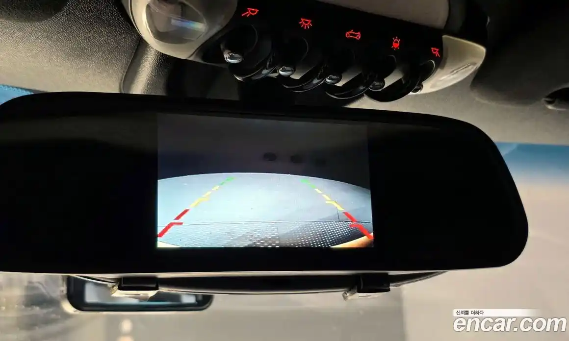 Mini Cooper Convertible 2012 1.6 Автомат в Москве № 177221, фото 5