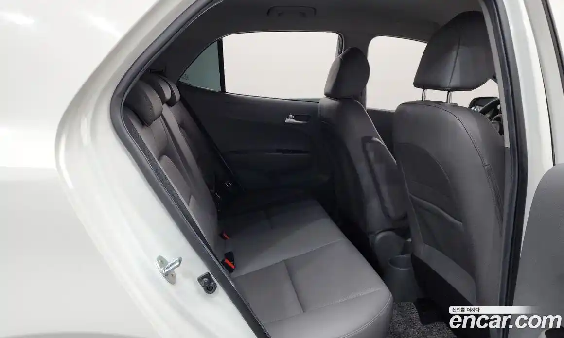 Kia Morning 2021 1.0 Автомат в Москве № 17824, фото 12