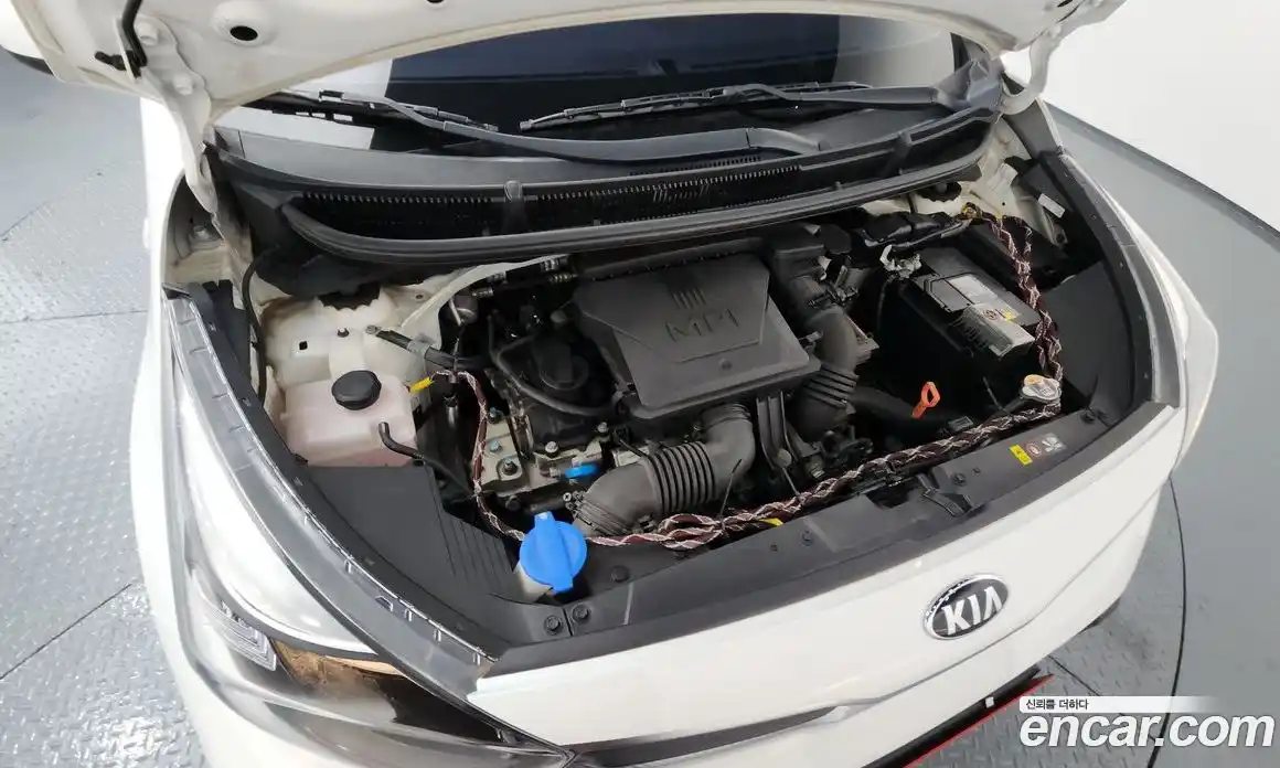 Kia Morning 2021 1.0 Автомат в Москве № 17824, фото 6