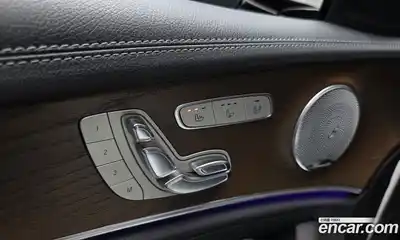 Mercedes-Benz E-Class 2018 2.0 Автомат в Москве № 178774, миниатюра 4