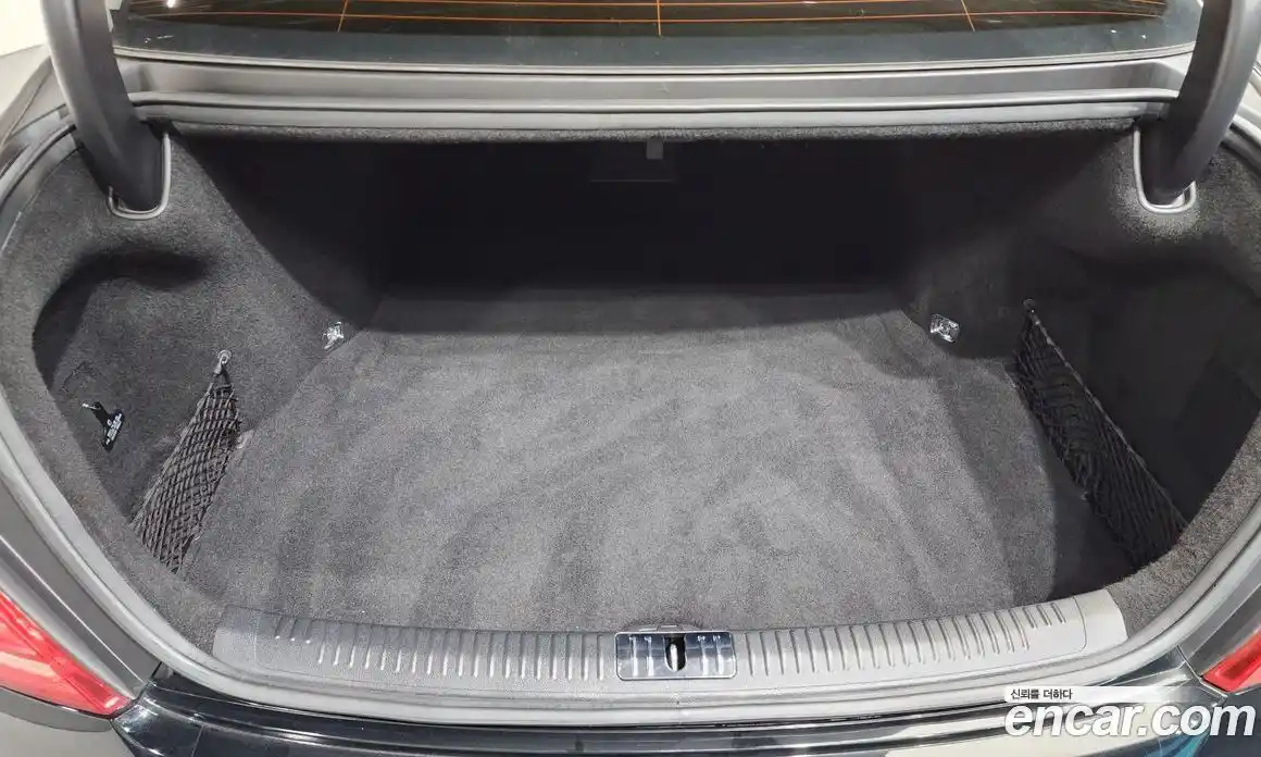 Genesis EQ900 2017 3.8 Автомат в Москве № 179266, фото 16