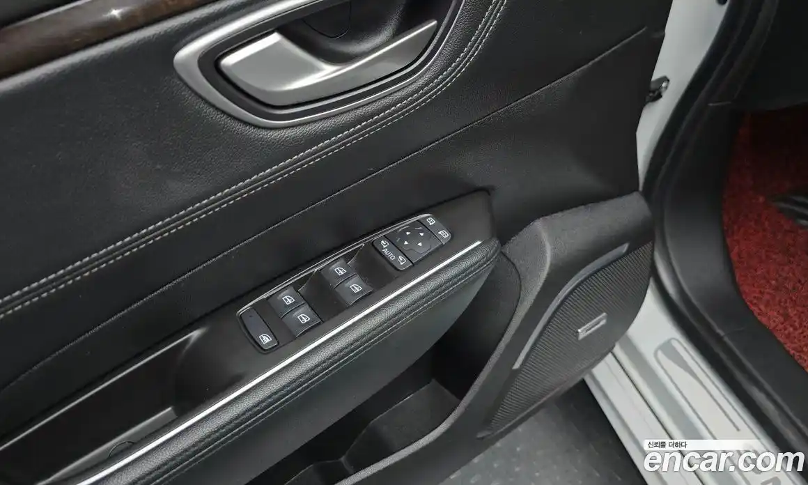 Renault SM6 2016 1.6 Автомат в Москве № 182774, фото 9