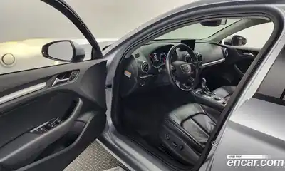 Audi A3 2015 1.6 Автомат в Москве № 183415, миниатюра 7