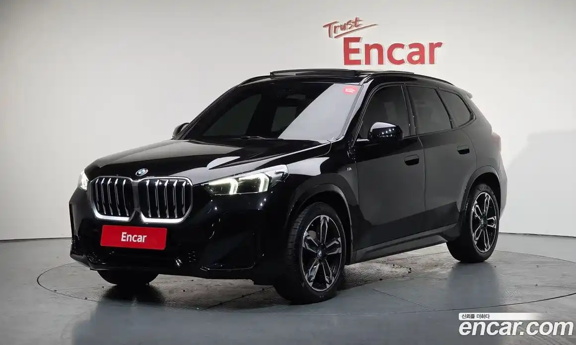 BMW X1 2023 2.0 Автомат в Москве № 187741, фото 1