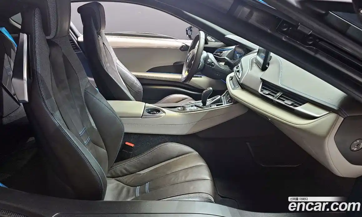 BMW i8 2016 1.5 Автомат в Москве № 188545, фото 10