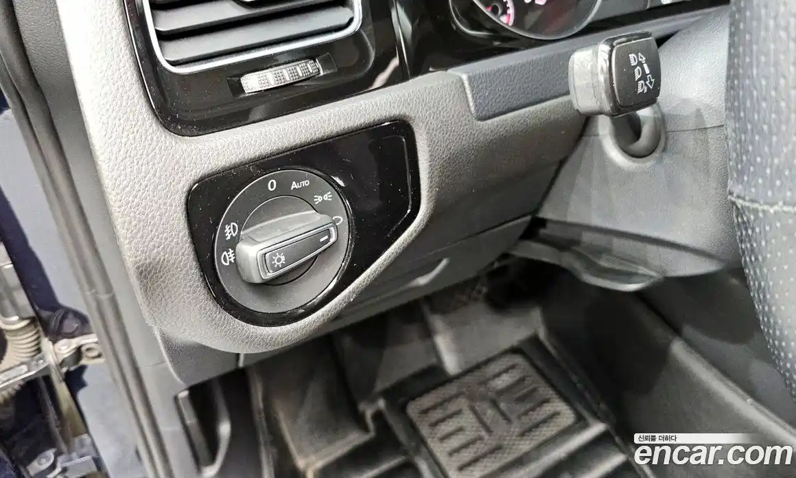 Volkswagen Golf 2016 2.0 Автомат в Москве № 190469, фото 16