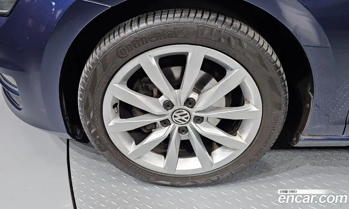 Volkswagen Golf 2016 2.0 Автомат в Москве № 190469, фото 5