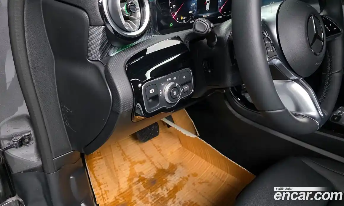 Mercedes-Benz A-Class 2025 2.0 Автомат в Москве № 193549, фото 18