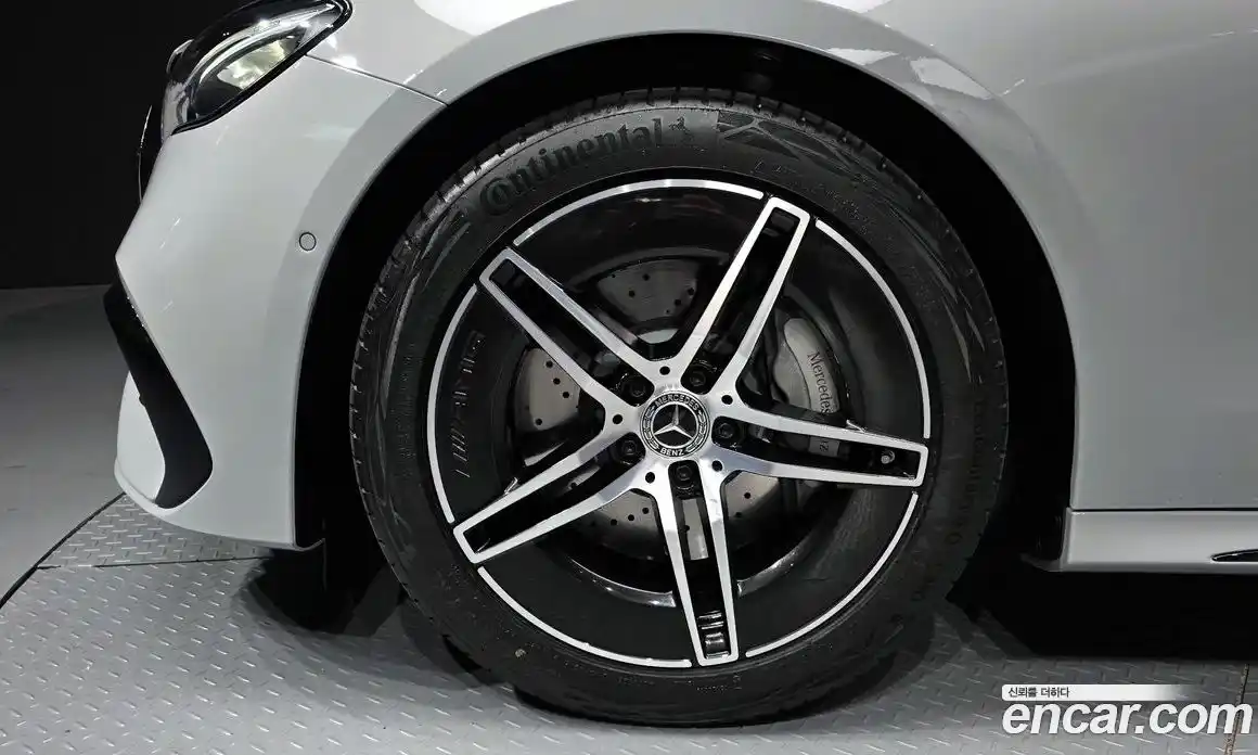 Mercedes-Benz E-Class 2026 2.0 Автомат в Москве № 193559, фото 15