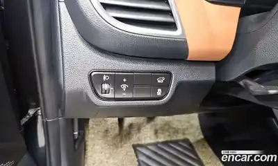 Kia Seltos 2025 1.6 Автомат в Москве № 19435, миниатюра 2